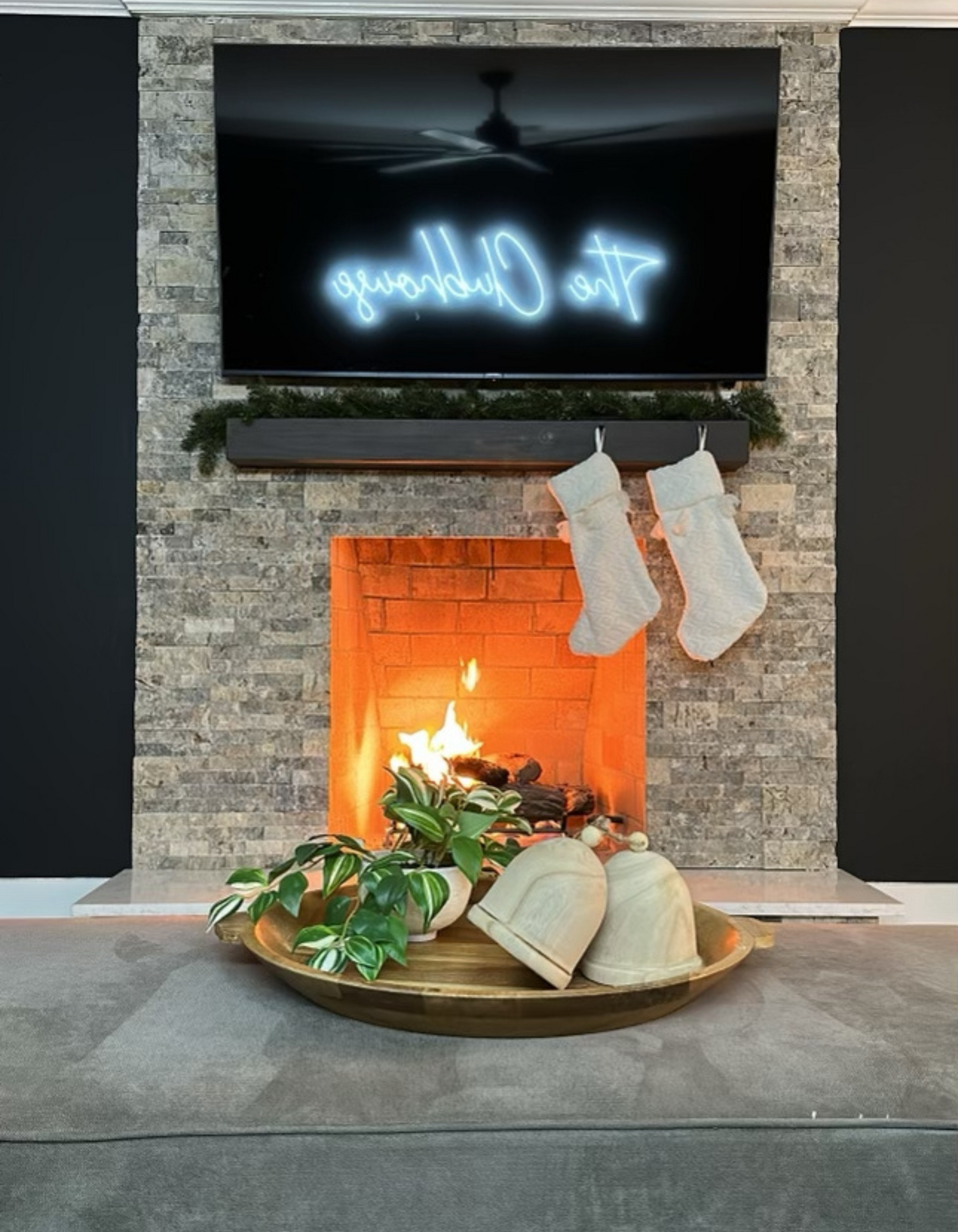 Holiday Design Tips And Tricks: A Seasonal Perspective from Lisa Hunter