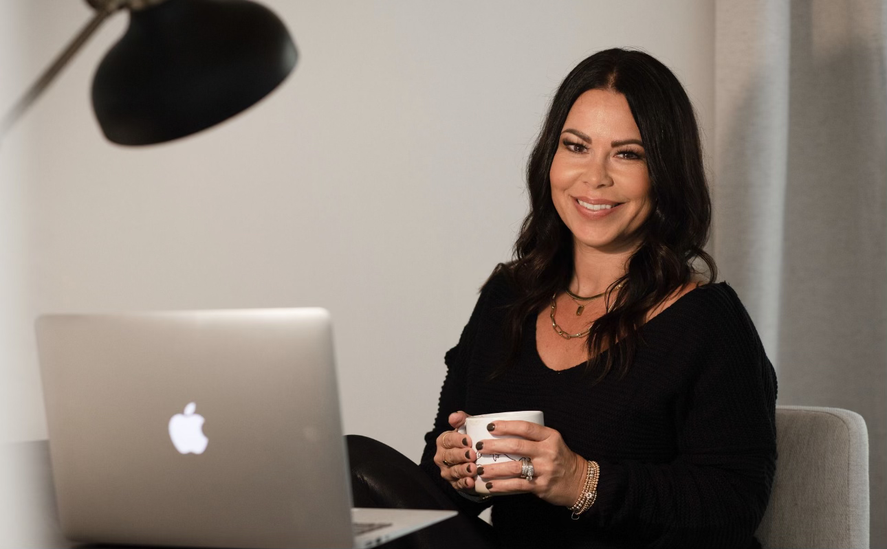 Meet Lisa: The Creative Force Behind Meet The Hunters